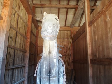 馬の木像(熊山神社)