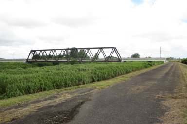 小貝川左岸ＪＲ水戸線鉄橋