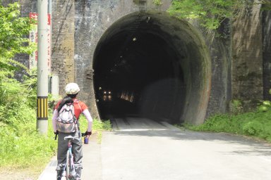 山中隧道