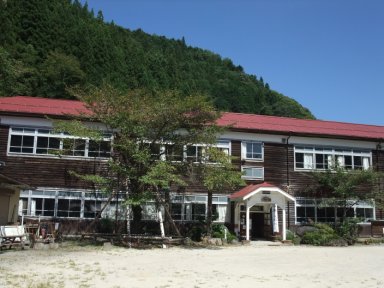 旧木沢小学校