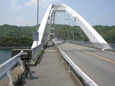 麻生の浦大橋