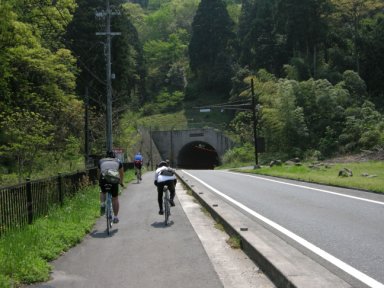 岩熊トンネル