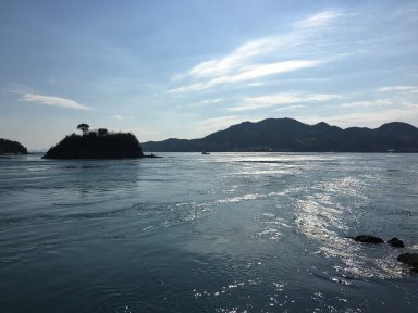 宮窪町から見る鯛崎島