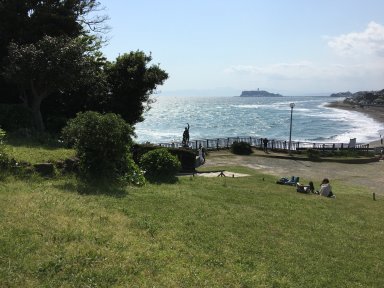 稲村ケ崎から見る七里ガ浜