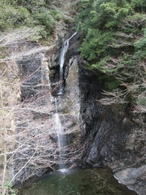 修験の滝