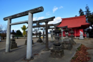 冨士原神社の石造物