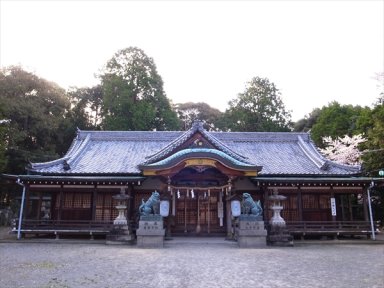 日根神社社殿