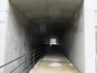 新名神高速道路下トンネル