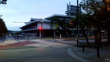 奈良県庁前