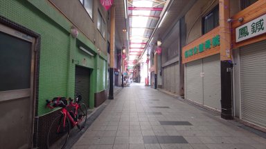 熊野街道　（鳳本通商店街）