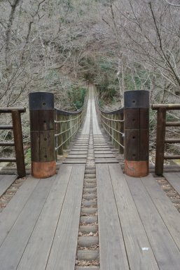 汐見滝の吊り橋