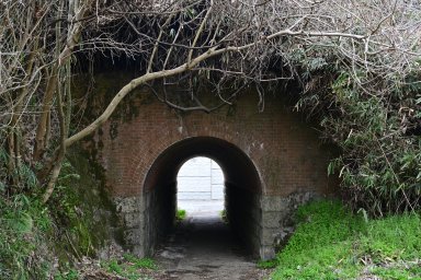 梶ヶ谷隧道(1)